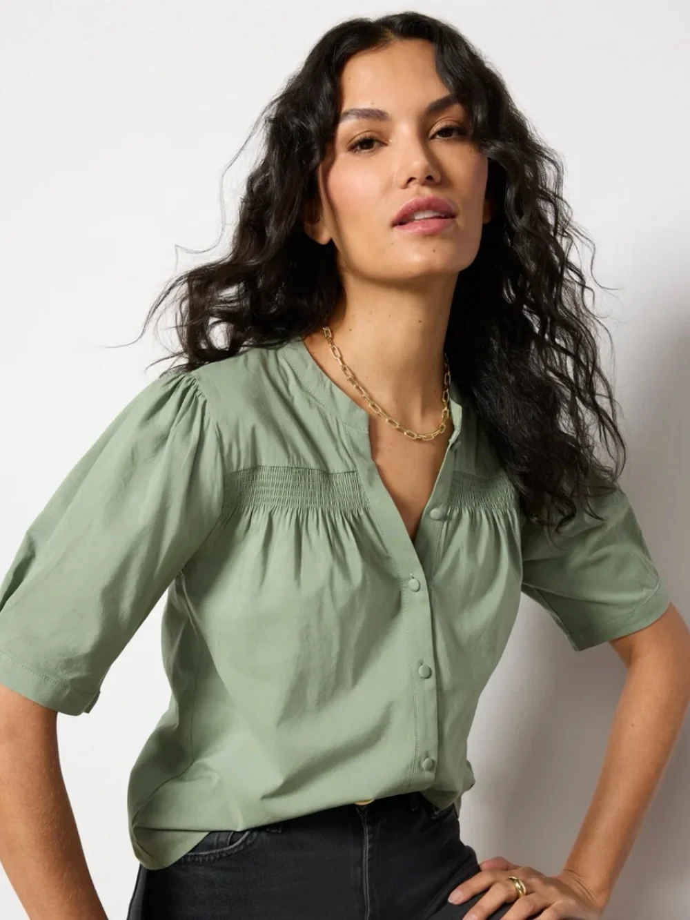 Evereve Sage Green Short Sleeve Button-Up Blouse